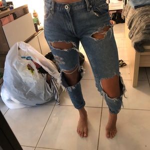 Mom boyfriend jeans